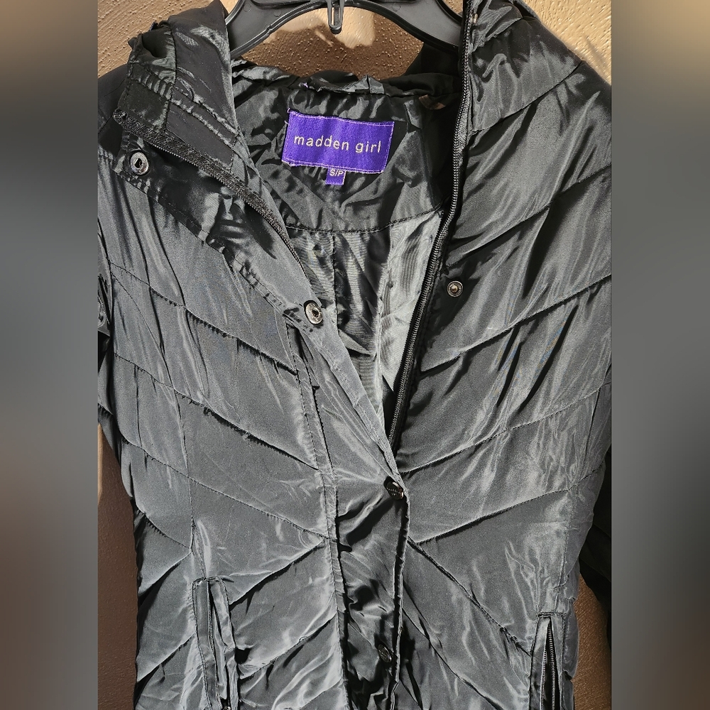 MADDEN GIRL BLACK MAXI WITH HOOD PUFFER COAT- SIZE- SP